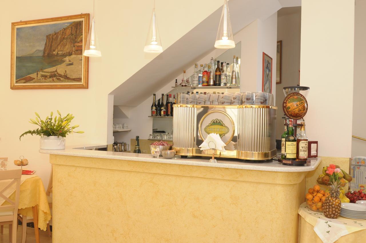 Hotel Gambone Finale Ligure Buitenkant foto